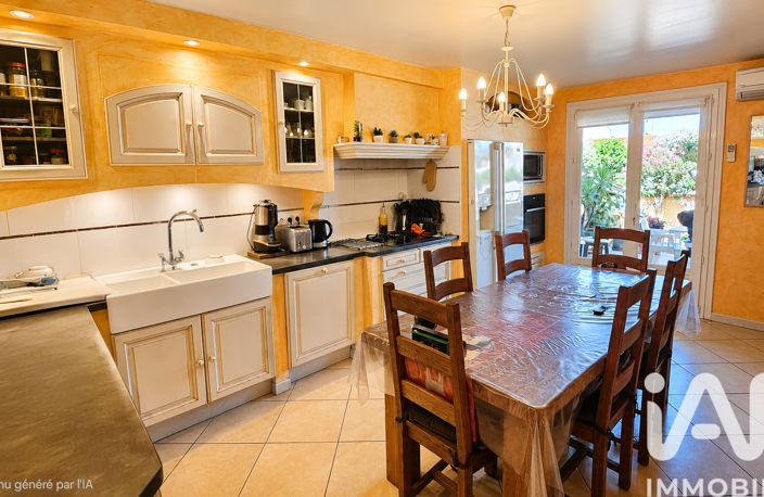 Vente Maison/villa 7 pièces — photo 2