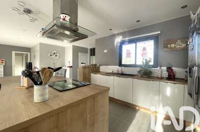 Maison 4 pièces 305000 €