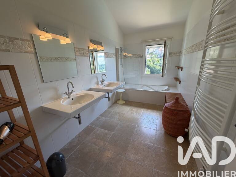 Vente Maison/villa 6 pièces — photo 1