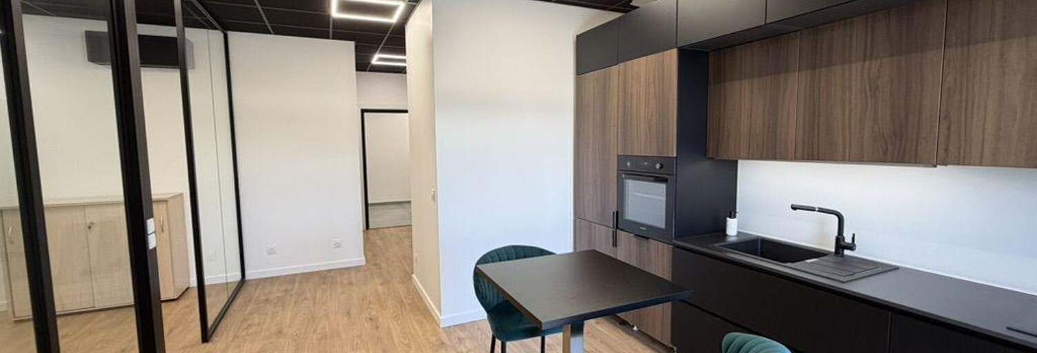 Commerce  650 m² à louer à Poisy (74330)