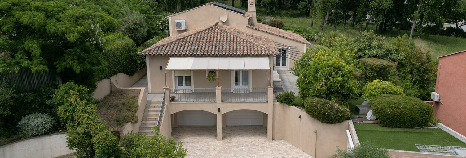 Maison 7 Pièces 205 m² à vendre à Cogolin (83310)