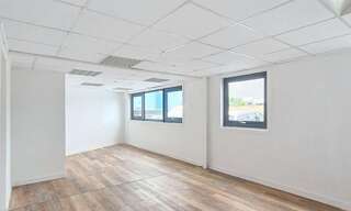 Bureau  32 m² à louer à La Rochelle (17000)