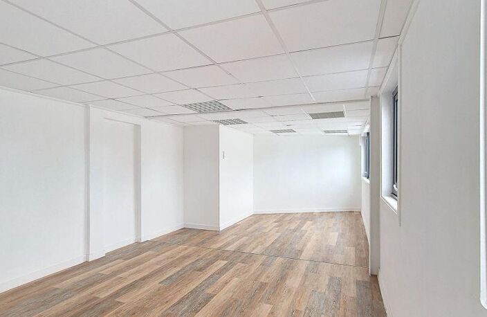 Location Bureaux 32 m&sup2; — photo 3