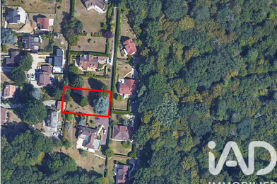 Terrain  330000 €