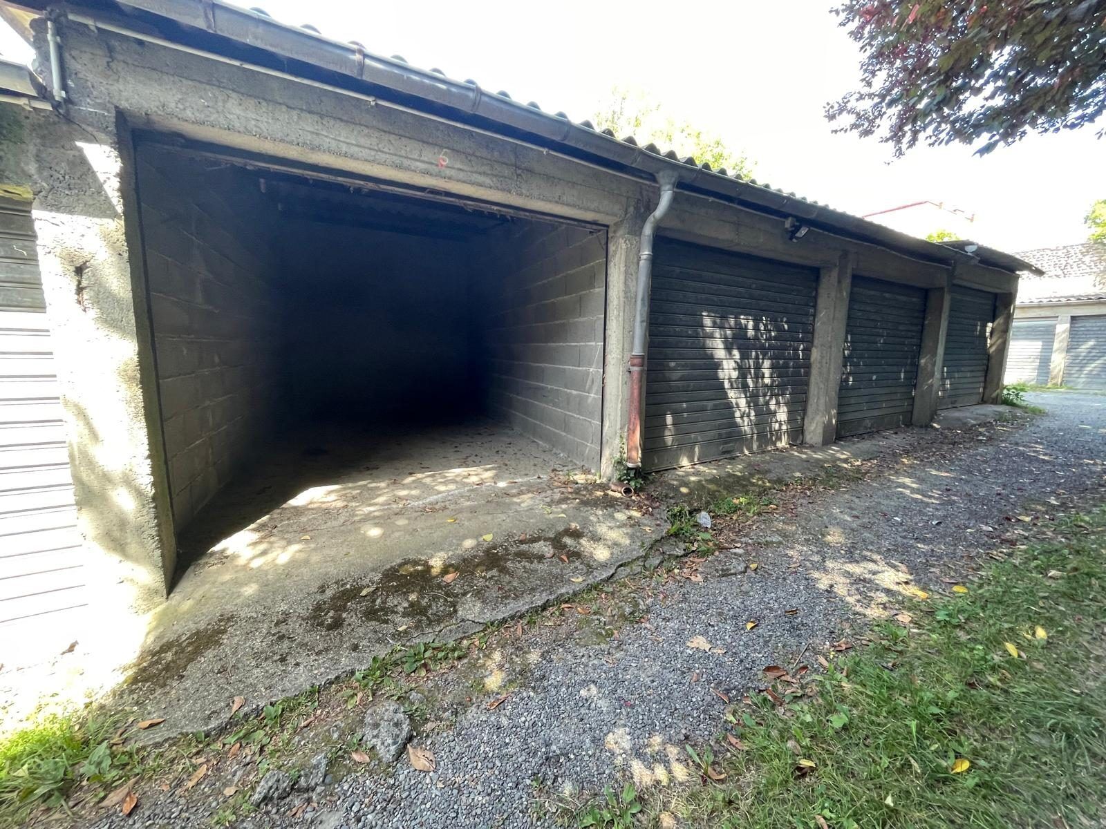 Parking  à louer Pau 64000