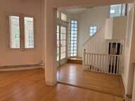 Saintes, maison à rafraîchir avec jardin et garage — photo 2