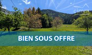Terrain  1310 m² à vendre à Saint-Pierre-d'Entremont (38380)