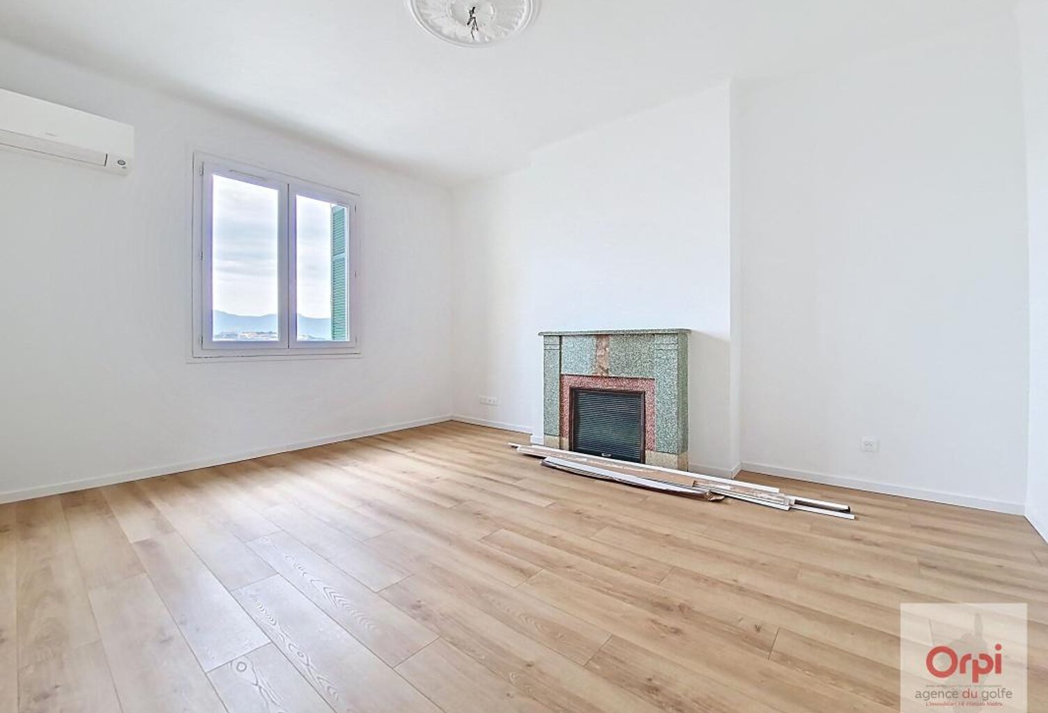Appartement T4 À Louer — photo 1