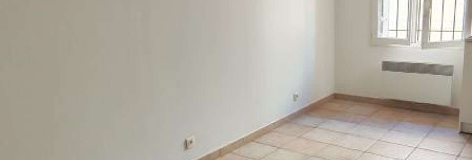 Appartement 3 Pièces 42 m² à louer à Aramon (30390)