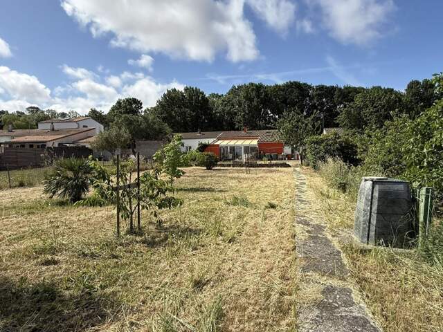 Maison Esnandes - 78 m² - 2 chambres - parcelle 1000 m² - garage — photo du bien
