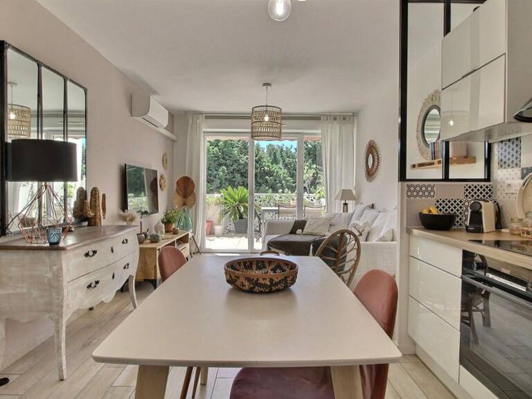 Superbe T2 avec grande terrasse — photo 1