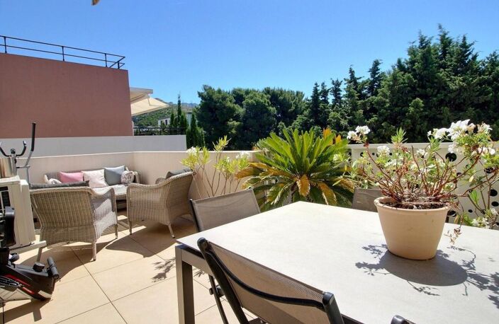 Superbe T2 avec grande terrasse — photo 2
