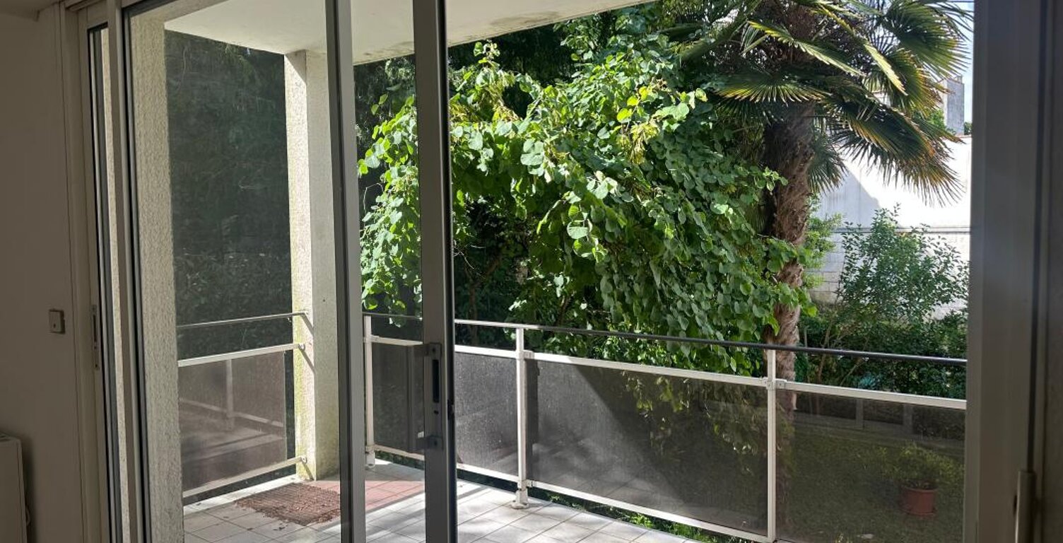 Appartement À Vendre — photo 1