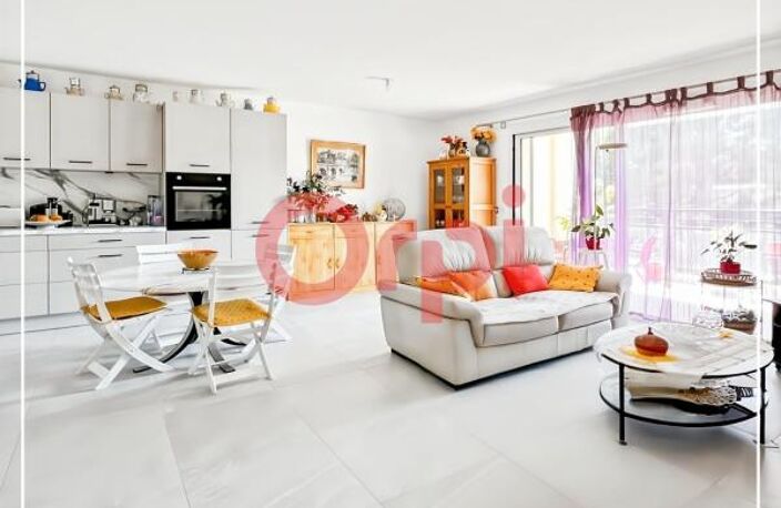 EXCLUSIVITE - APPARTEMENT - STANDING - T3 - GRANDE TERRASSE - GARAGE DOUBLE — photo 3