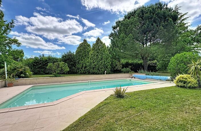 SAINT JEAN : Maison d'architecte familiale avec piscine et environnement privilégié — photo 2