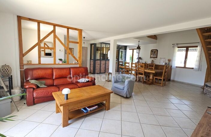 DONNEMARIE DONTILLY (77) maison familiale de caractère avec prestations artisanales sur terrain de plus de 1 300 m² — photo 3
