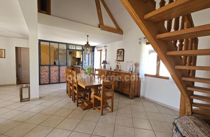 DONNEMARIE DONTILLY (77) maison familiale de caractère avec prestations artisanales sur terrain de plus de 1 300 m² — photo 4