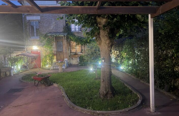 93350 LE BOURGET – MAISON 5 PIÈCES – 83,51 M² CARREZ / 119,49 M² AU SOL – JARDIN/COUR DE 205 M² – PROCHE TRANSPORTS — photo 2