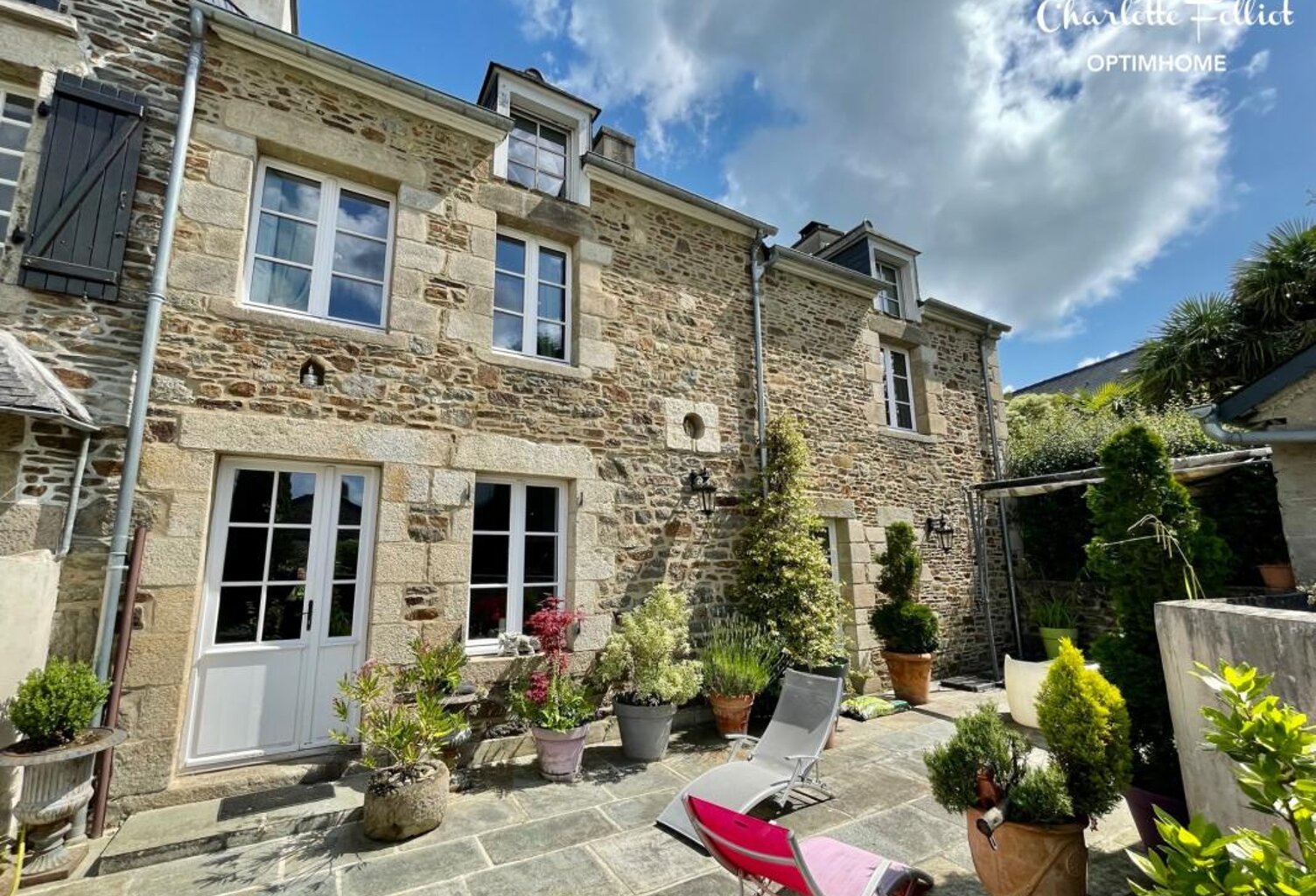 Maison de caractère en pierre à Langrolay-sur-Rance — photo 1