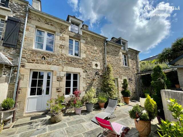 Maison de caractère en pierre à Langrolay-sur-Rance — photo du bien
