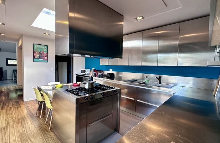 Maison à vendre 7 pièces MARTIGNAS SUR JALLE (33) — photo 3