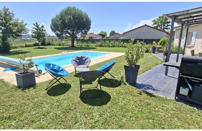 Plain-pied lumineux avec piscine dans secteur calme — photo 2