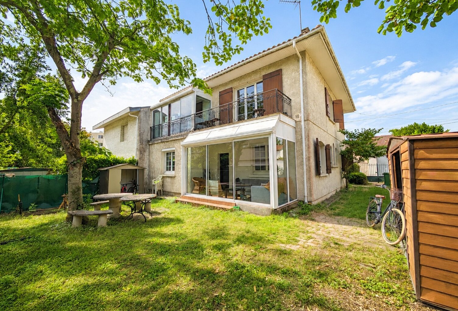 Grande maison familiale avec jardin aux portes du campus de Talence — photo 1