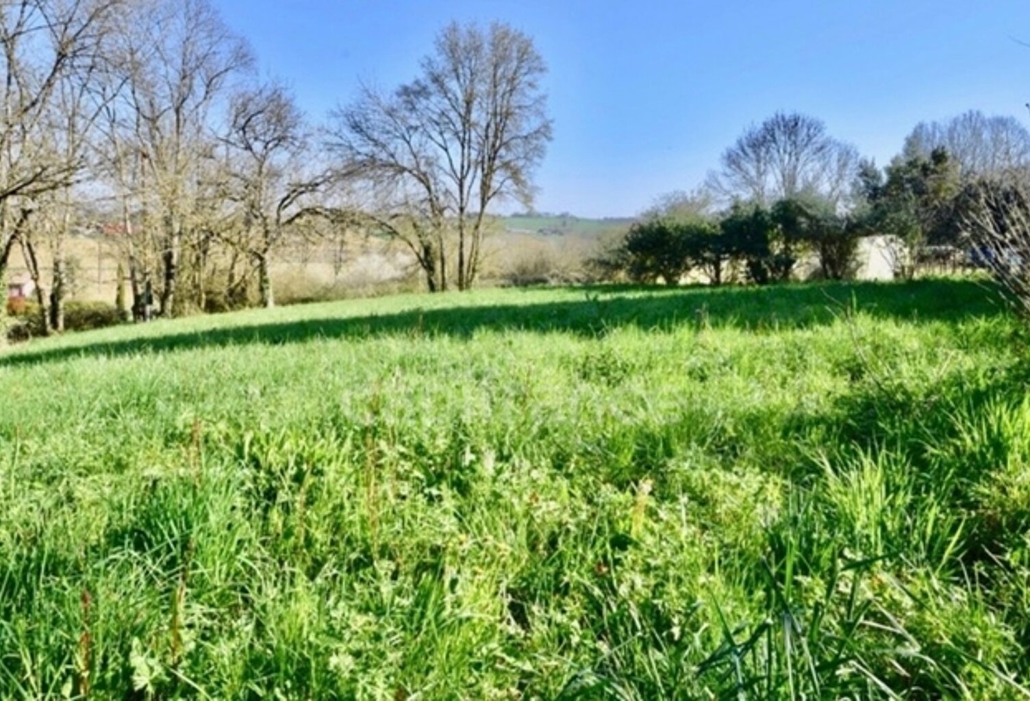 Terrain de 1 139,00 m² à PUYMICLAN (47) — photo 1