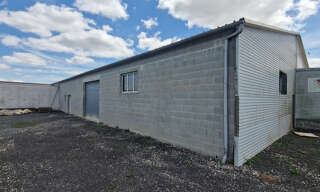 Immeuble  250 m² à vendre à Saint-Jean-d'Angély (17400)