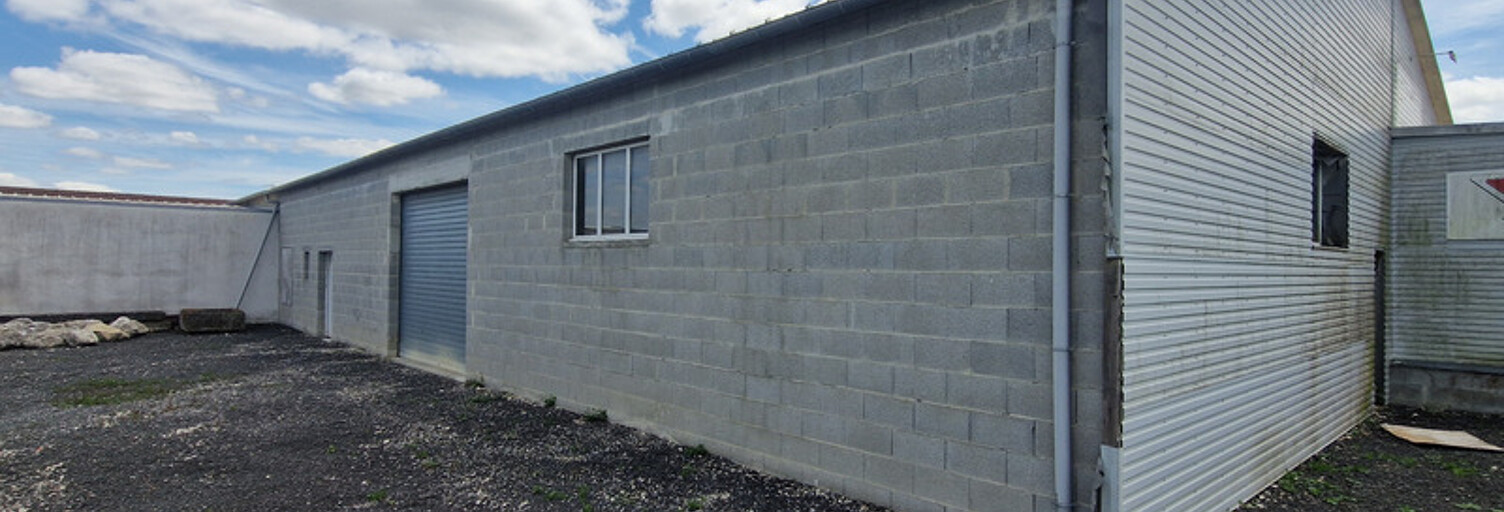 Immeuble  250 m² à vendre à Saint-Jean-d'Angély (17400)