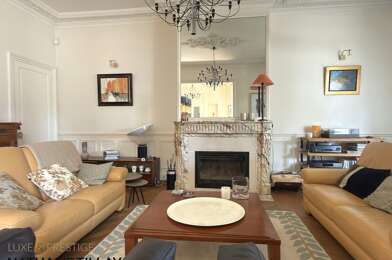 Maison 9 pièces 832000 €