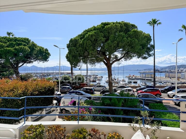 Appartement à vendre 2 pièces CANNES (06) VUE MER PANORAMIQUE — photo 1