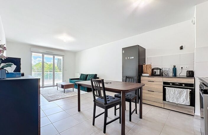Appartement à vendre 2ème étage avec ascenseur, 3 pièces - 61 m2 + terrasse 11,30 m2 + parking couvert sécurisé — photo 3