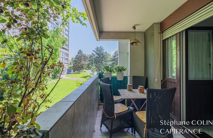 Appartement à vendre 5 pièces ECHIROLLES (38) — photo 2