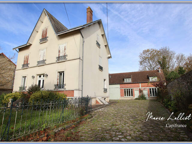 Maison Bourgeoise à vendre 8 pièces PUISEAUX, dépendances, garage, jardin clos, Piscinable, 5 chambres — photo du bien