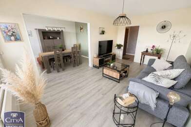 Appartement 3 pièces 121000 €