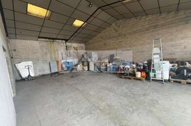 Local industriel  1050 €