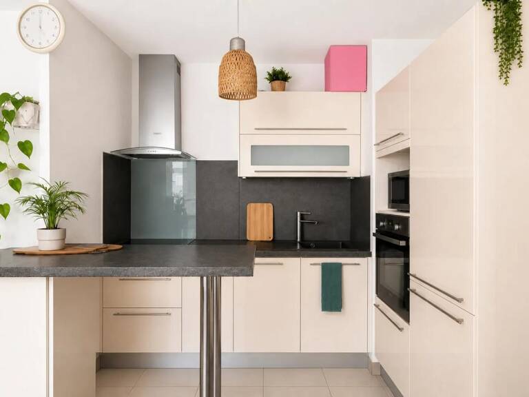 Appartement T3 de 59 m² avec terrasse et parking – Marseille — photo 1