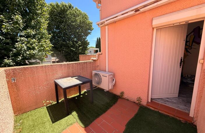 T1 BIS / PROXIMITE PORT MIRAMAR — photo 4