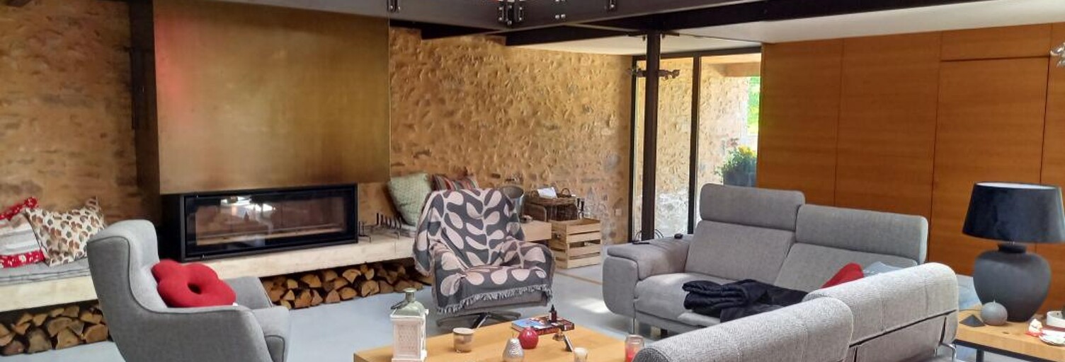 Maison 6 Pièces 288 m² à vendre à Rochechouart (87600)