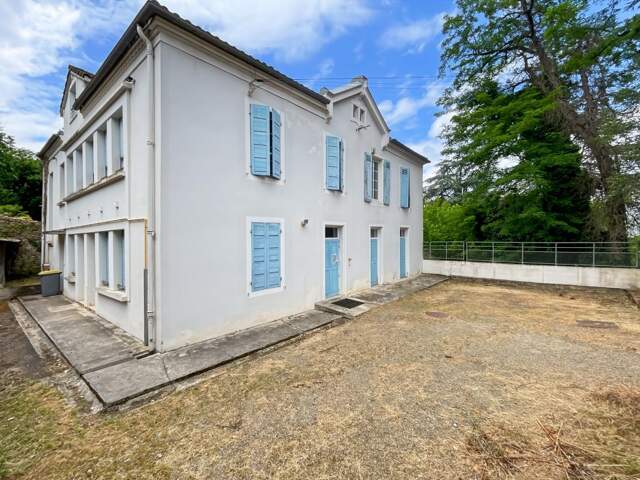 Immeuble de 386m2 — photo du bien