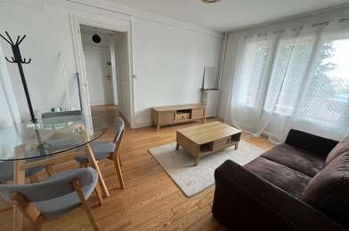 Appartement 3 pièces 680 €