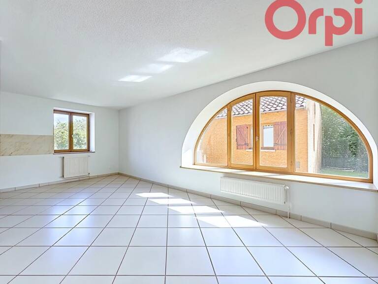 ENVAL, Charmante maison lumineuse avec garage et 2 chambres — photo 1