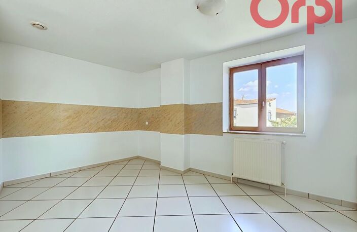 ENVAL, Charmante maison lumineuse avec garage et 2 chambres — photo 2