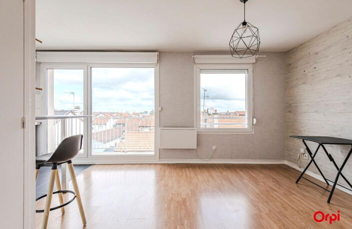 Studio 25 m² avec balcon – Secteur Laon à Reims – Idéal investisseur ou 1er achat — photo 4
