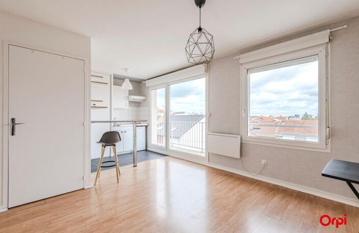 Studio 25 m² avec balcon – Secteur Laon à Reims – Idéal investisseur ou 1er achat — photo 5