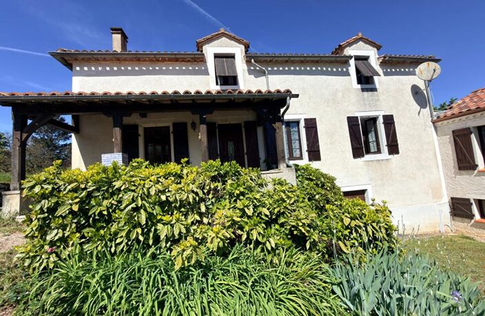 Maison T5 avec sous-sol et jardin — photo 2