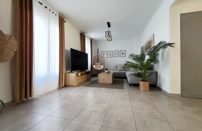 Magnifique appartement T3 de 77 m2  avec garage, situé au second et dernier étage sans ascenseur d'une petite copropriété aux faibles charges — photo 4