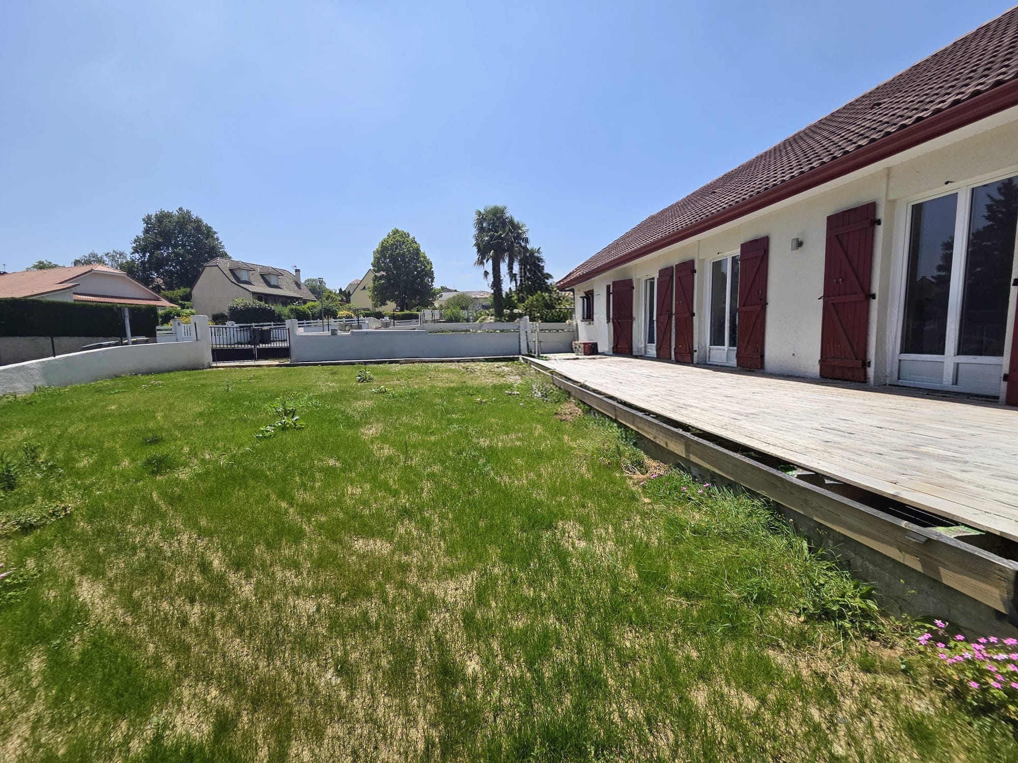 À VENDRE – Maison de plain-pied entièrement rénovée à Lescar