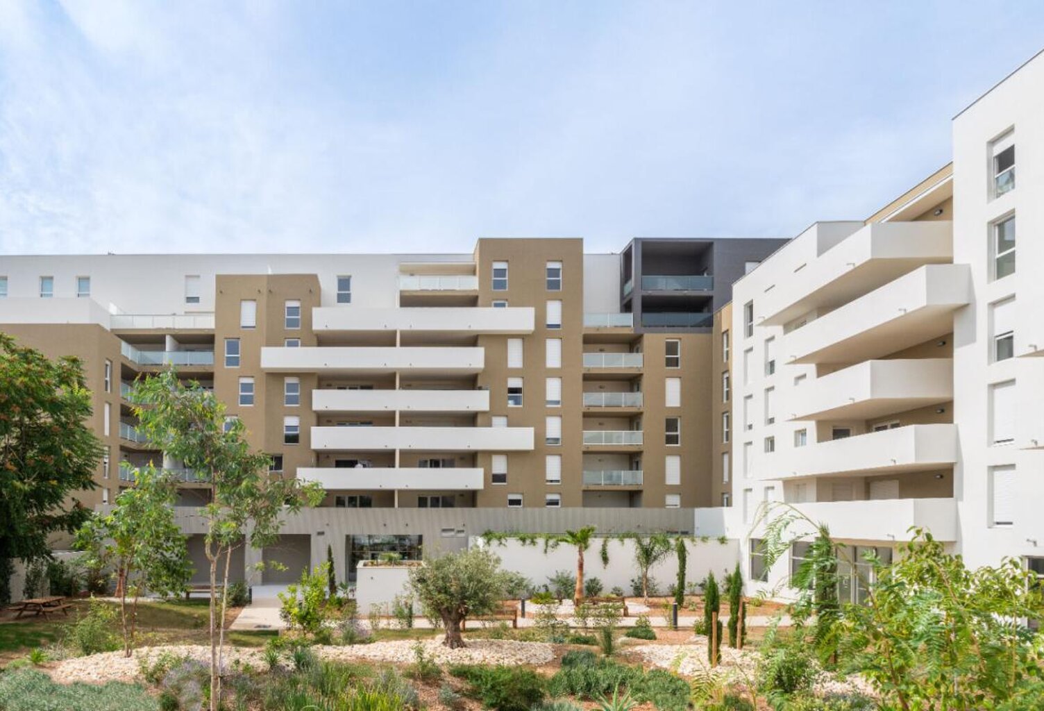 T4 Dernier Étage, Vue dégagée avec Terrasse 19m² (Proche Polygone) — photo 1